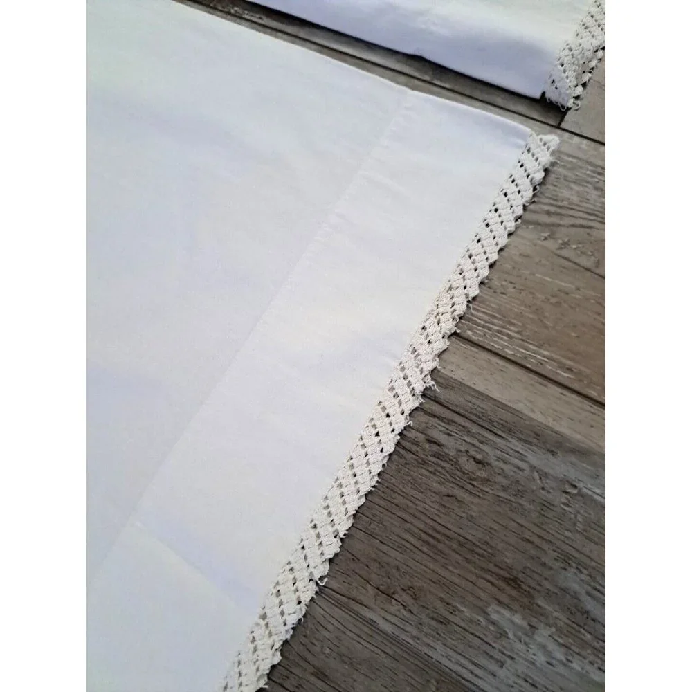 Vintage Handmade Standard Pillowcase White Crochet Lace Edge Cottage Set of 2